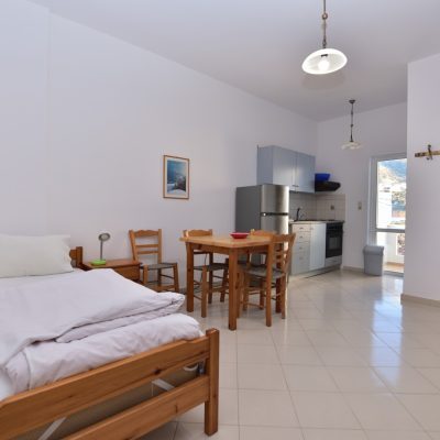 ONE BEDROOM APARTMENT